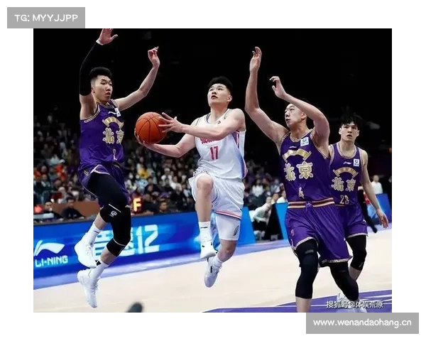 CBA常规赛：辽宁半场77-51广州，威尔斯20分&富兰克林18分